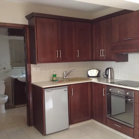 Avillion Aparthotel 4*
