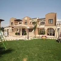 Aparthotel Avillion