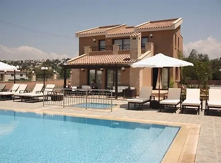 Avillion Aparthotel 4*