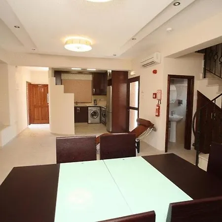 Avillion Aparthotel 4*